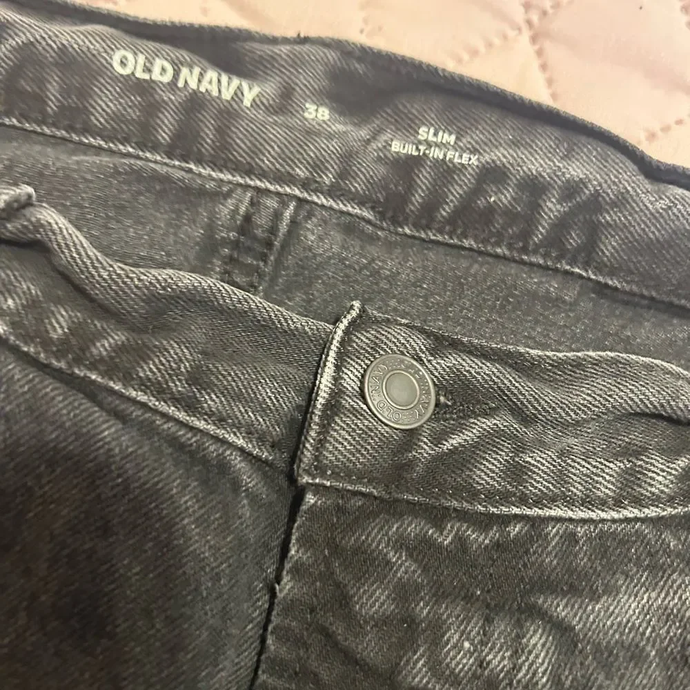 Old Navy Faded Black Jean Shorts Distressed Style - Picture 4 of 11